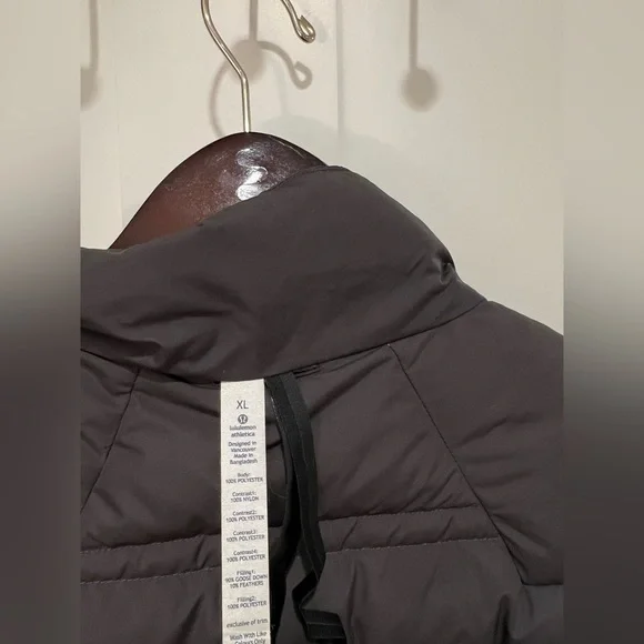 Lululemon Reversible Down Vest Palm Deco Grey- Men’s XL NWOT - Picture 6 of 9